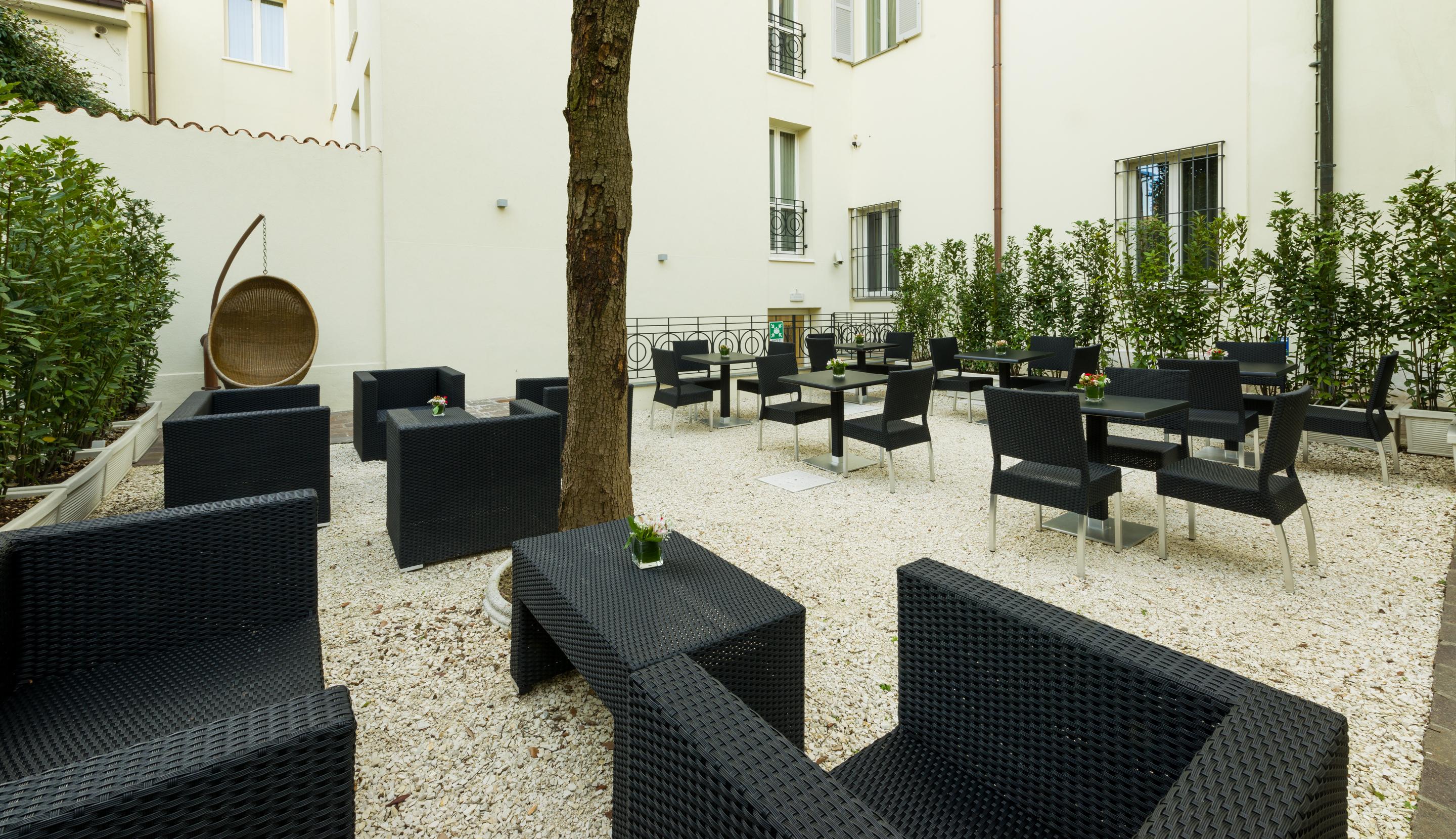 Palazzo Bezzi Hotel رافيننا المظهر الخارجي الصورة
