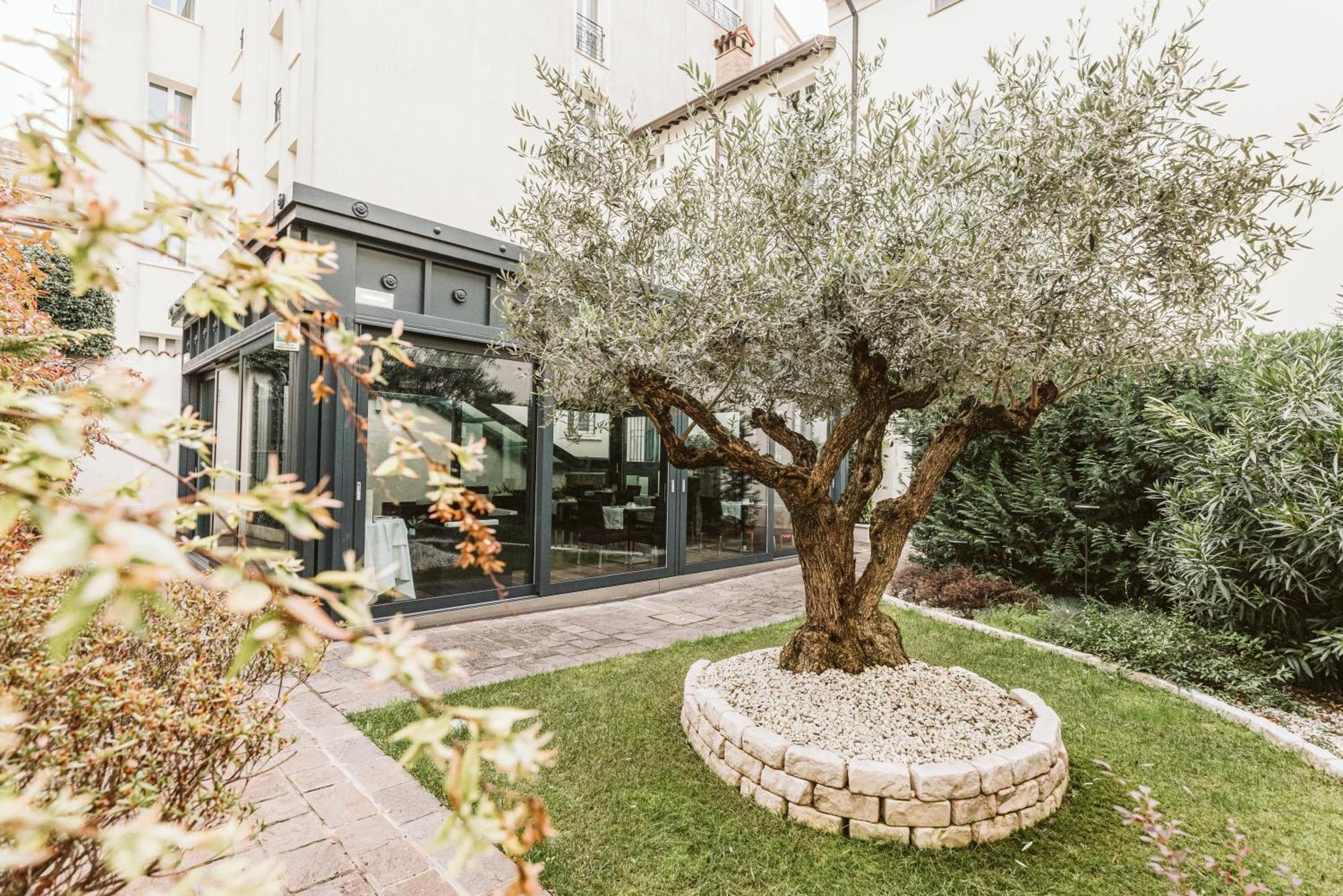 Palazzo Bezzi Hotel رافيننا المظهر الخارجي الصورة