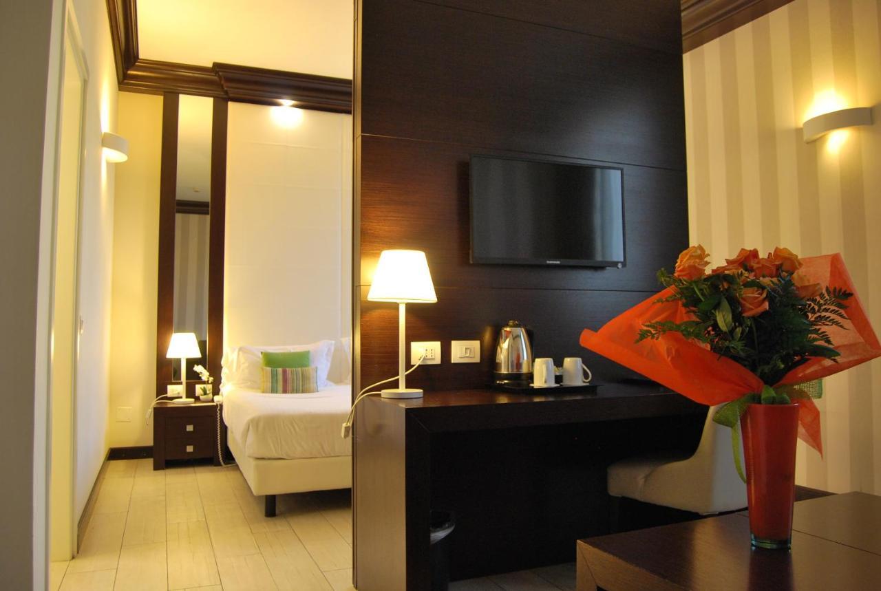 Palazzo Bezzi Hotel رافيننا المظهر الخارجي الصورة